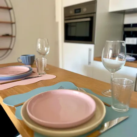 Larsenal Avec Parking, Centre De Apartment *